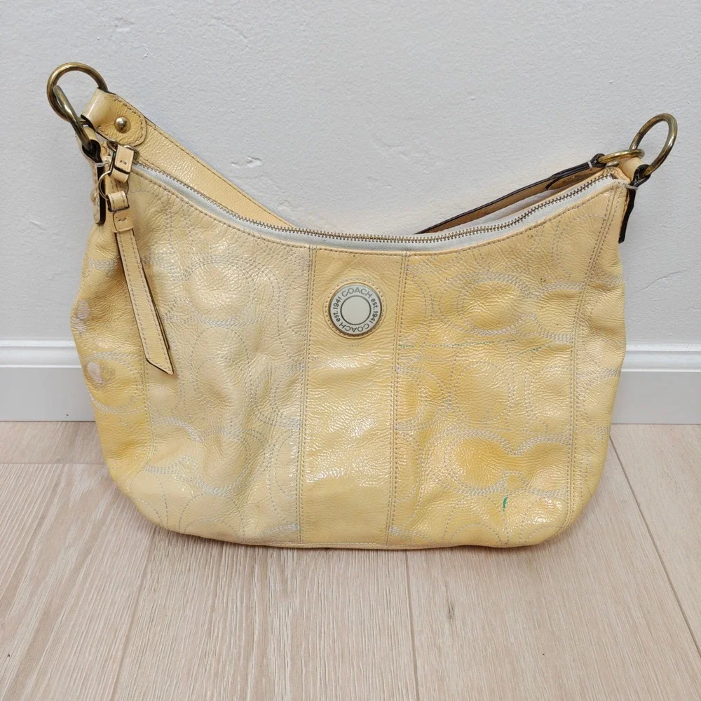 Vintage Y2K Coach Women Hobo Bag Medium Yellow Signature Patent Leather Embossed